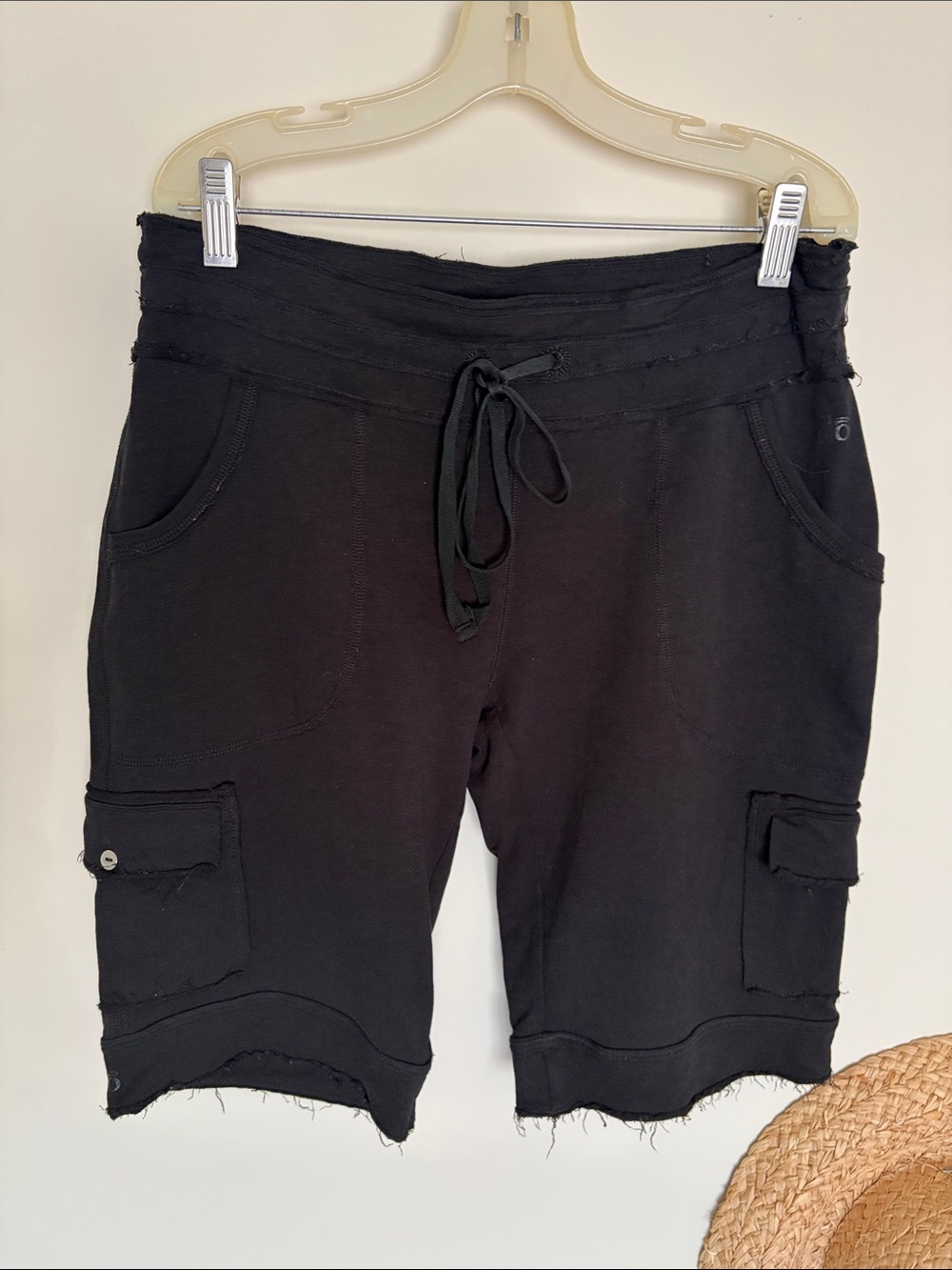 Alo Cargo Sweat Shorts